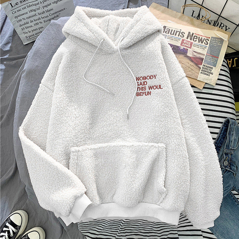 HOODIE DE LANA CON CAPUCHA
