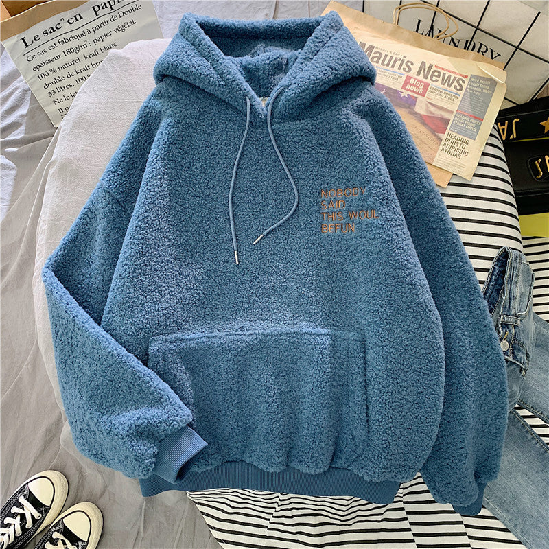 HOODIE DE LANA CON CAPUCHA