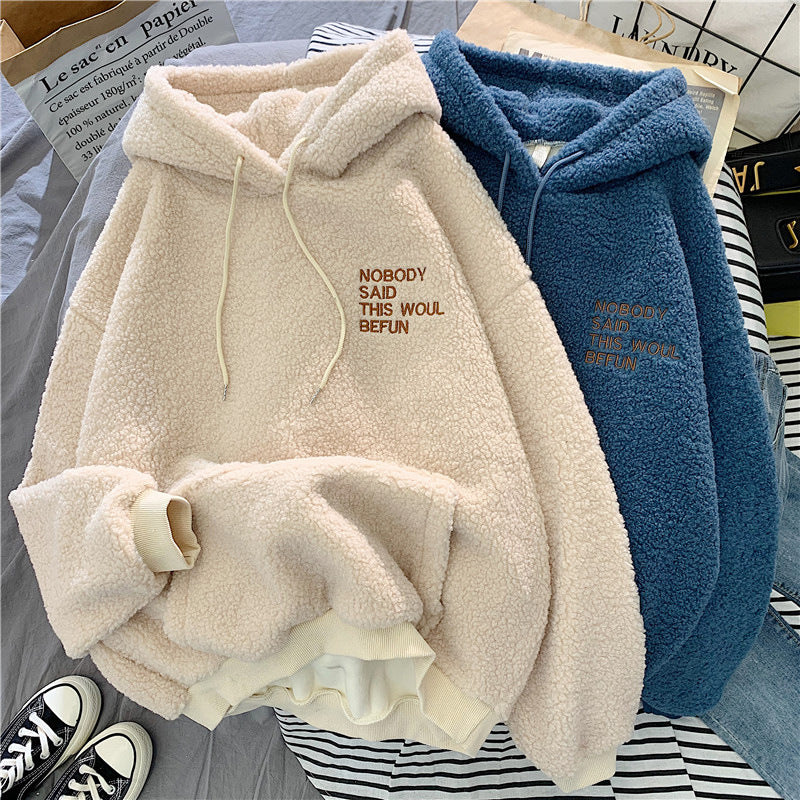 HOODIE DE LANA CON CAPUCHA