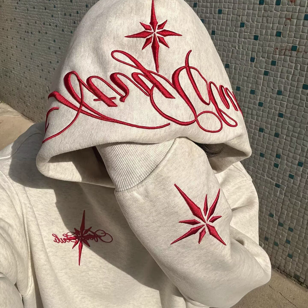 HOODIE BORDADA